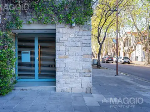 Depto Tipo Casa en Venta en Haedo Sur, USD 245.000