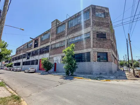 Galpon en Alquiler en Lomas Del Mirador, USD 14.000