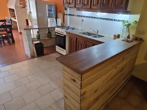 Casa en Venta en Lomas De Zamora, USD 75.000