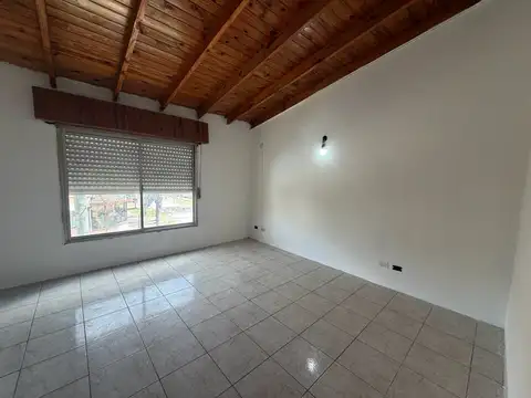 Depto Tipo Casa en Alquiler 15 años