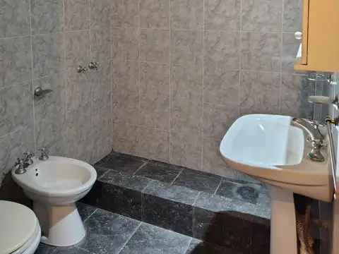Depto Tipo Casa 2 ambientes con 1 baño