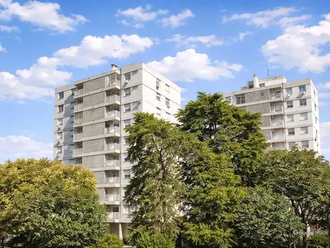 VENTA DEPARTAMENTO  4 AMBIENTES  ESPACIO GUARDA COCHE BARRIO PARQUE VILLA MARTELLI VICENTE LOPEZ