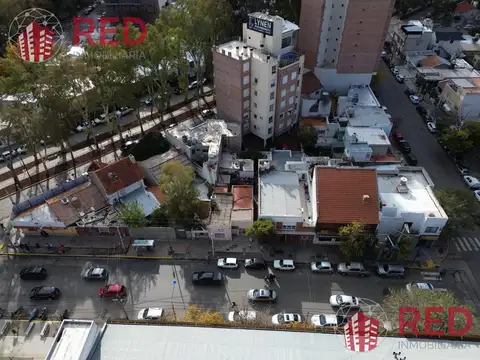 Vende casa a refaccionar en el Centro de Neuquén