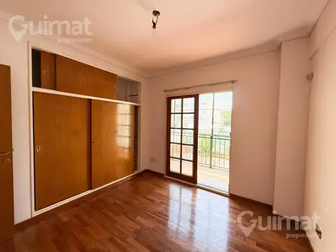Villa Urquiza Piso Palier privado, Balcón Terraza Hab En Suite 3 Dormitorios con Balcón corrido