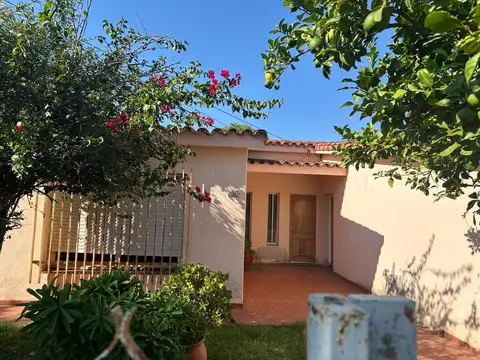 Venta Chalet sobre Bv.L.Torre Amplio Cons 1ra Calidad serv *