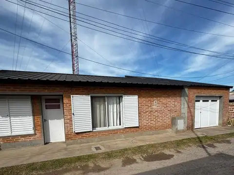 VENTA CASA INTERNA ZONA CENTRO HUMBOLDT