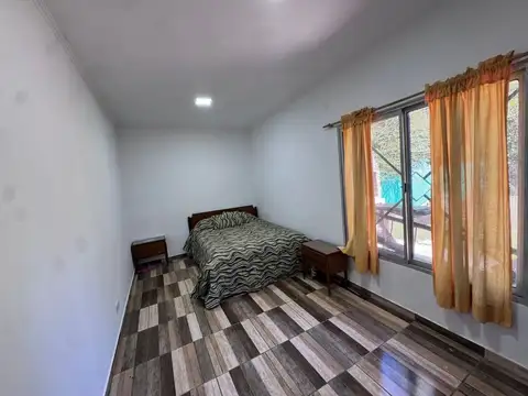 Casa Quinta en El Peligro con Pileta y Parque