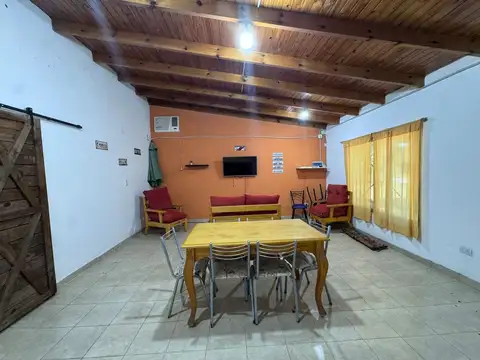 Casa Quinta en El Peligro con Pileta y Parque