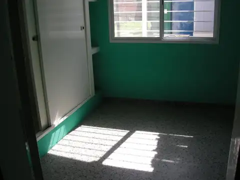  Oportunidad  Casa a 150 mts de colectora oeste.