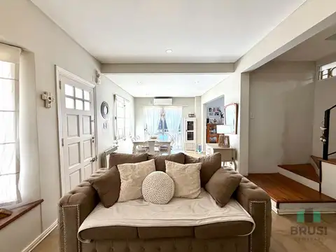 Casa 6 ambientes con 3 baños