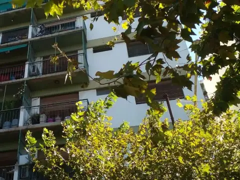 Gral. Escalada 100