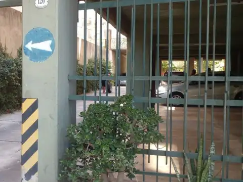 Venta Cochera Cubierta Ramos Mejia Centro