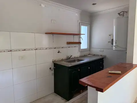 Departamento en Alquiler en Pilar, $ 600.000