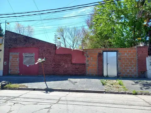 En venta terreno lote Castelar Sur semi industrial