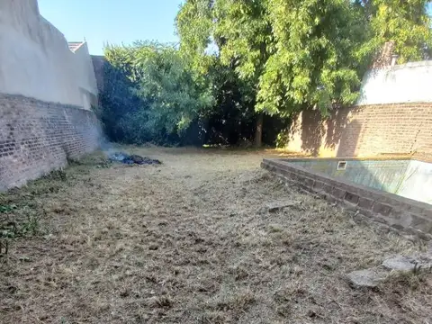 En venta terreno lote Castelar Sur semi industrial