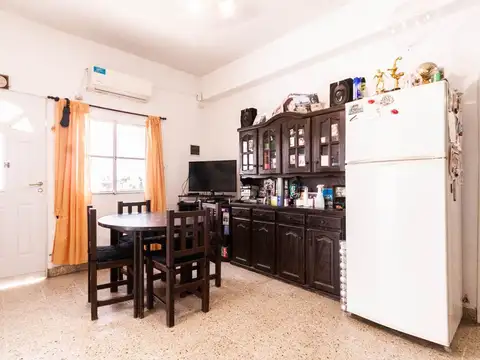 Depto Tipo Casa en Venta 47 años