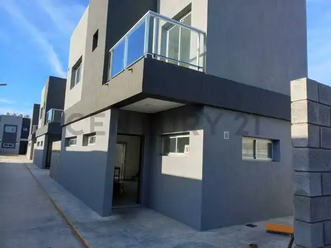 Casa en Alquiler en La Plata, $ 1.200.000