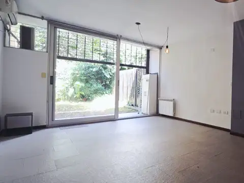 Departamento en Alquiler en Coghlan, $ 830.000