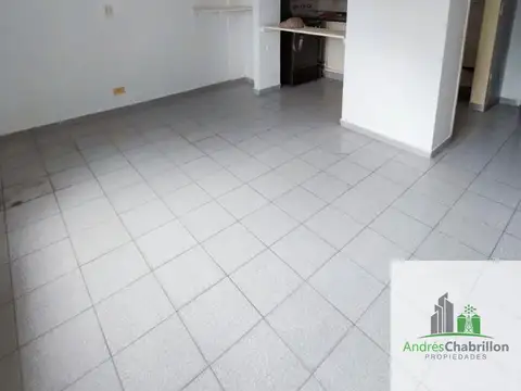 Excelente departamento de 1 dormitorio con cochera en Galería Entre Ríos