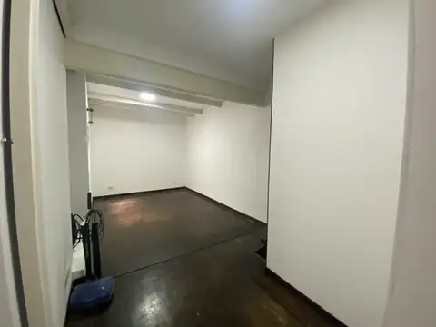 Viamonte 1223 , Piso 0