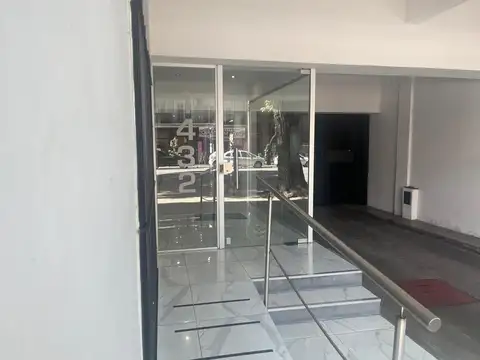 AV GAONA 1400, Piso 1