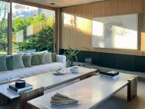 Casa en Alquiler de 4 dormitorios