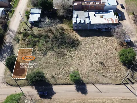 Fracción de terreno sobre calle Sourigues esq. Alvear, a 100 mts de Acceso Dr. Bastián. SAN JOSE.