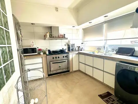 Casa en Venta en Turdera, USD 310.000