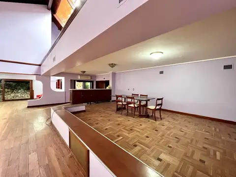Casa en Alquiler al Sureste