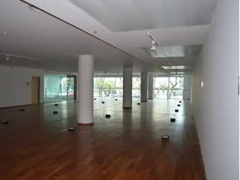 Oficina en Alquiler al Oeste