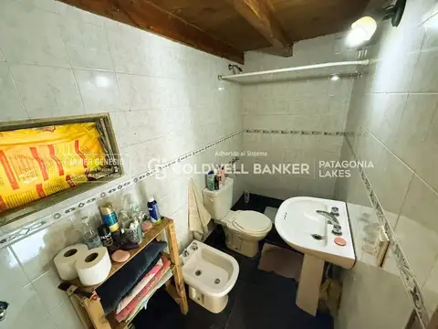 Casa 5 ambientes con 2 baños