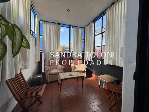 VENTA SEMIPISO 10 AMBIENTES EN ALMAGRO, 2 TERRAZAS PROPIAS