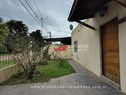Casa 3 ambientes con 1 baño