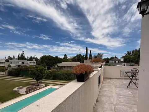 Casa en Alamos Del Aeroclub