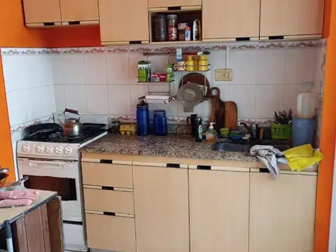 Depto Tipo Casa en Venta en Flores Norte, USD 70.000