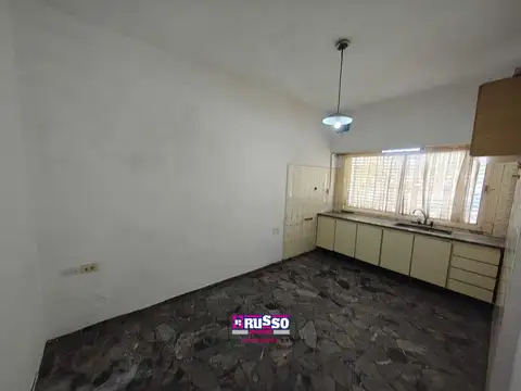 Casa en Alquiler 40 años