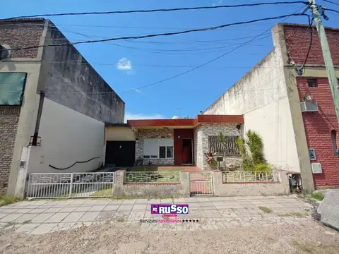 Casa - Alquiler - Argentina, La Matanza - TORREJON, PJE. 3918