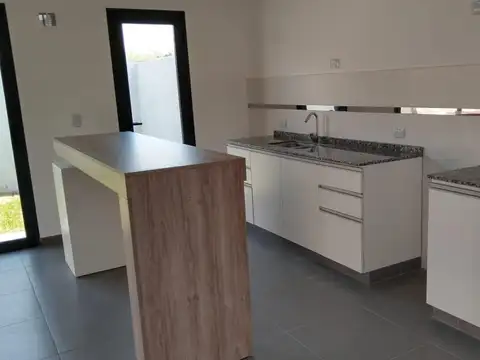 Casa en Venta en Claros del Bosque - 3 dormitorios