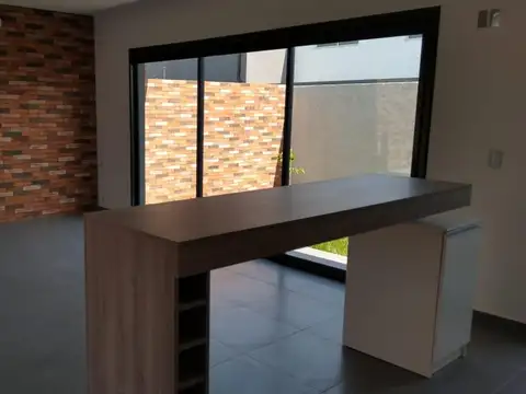 Casa en Venta con cochera