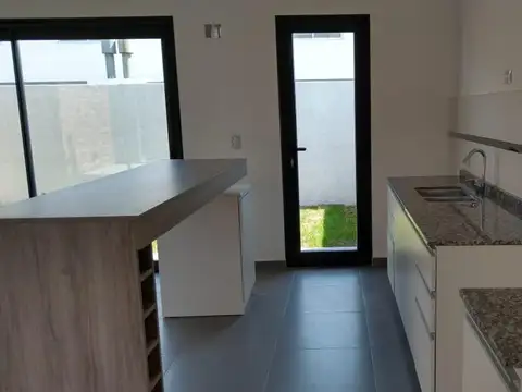 Casa en Venta - 3 dormitorios -