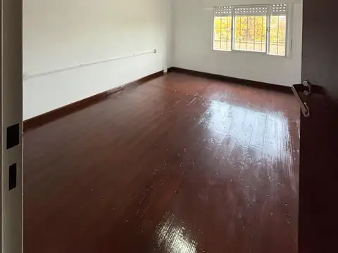 Depto Tipo Casa en Alquiler de 2 dormitorios