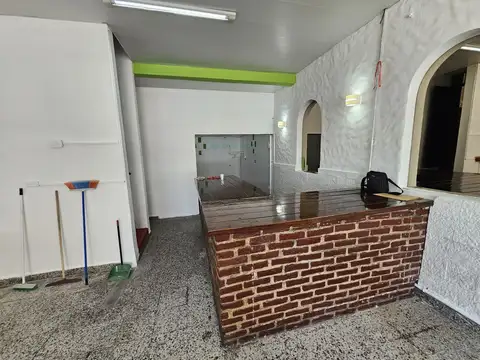 Alquiler Local Comercial 100m2 Warnes Chacarita