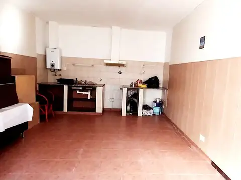 Casa de pasillo con patio APTO CREDITO
