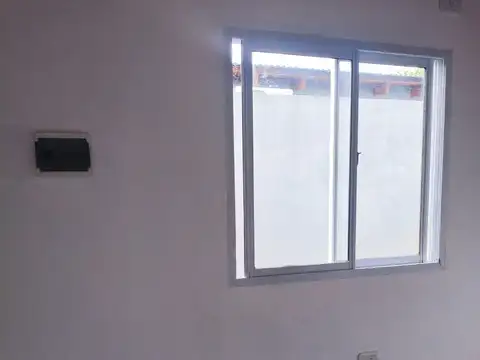 Depto Tipo Casa 2 ambientes con 1 baño