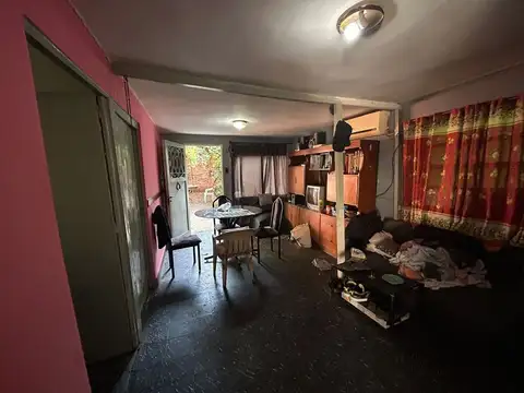 VENTA CASA 4 AMB EN VILLA LUZURIAGA