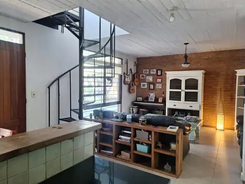Depto Tipo Casa en Venta 24 años
