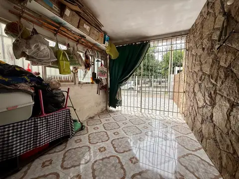 Depto Tipo Casa en Venta en Villa Luzuriaga, USD 97.000