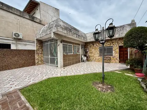 PH 3 Ambientes en venta con Patio, Parrilla, Terraza y Cochera en Villa Luzuriaga