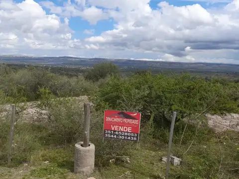 Campo de 9 hectáreas con escritura en Mina Clavero