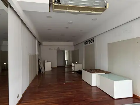 Local en Alquiler en San Isidro Centro, $ 6.000.000